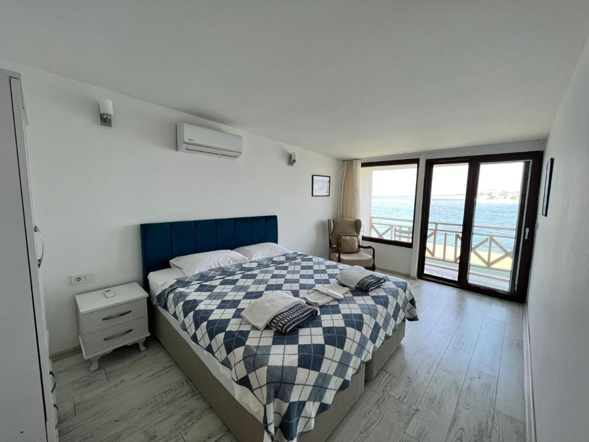 קרבורון Giritli Rum Meyhanesi & Butik Otel מראה חיצוני תמונה